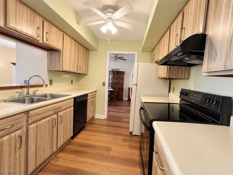1134 S Slope, Zanesville, OH 43701 Photo 2