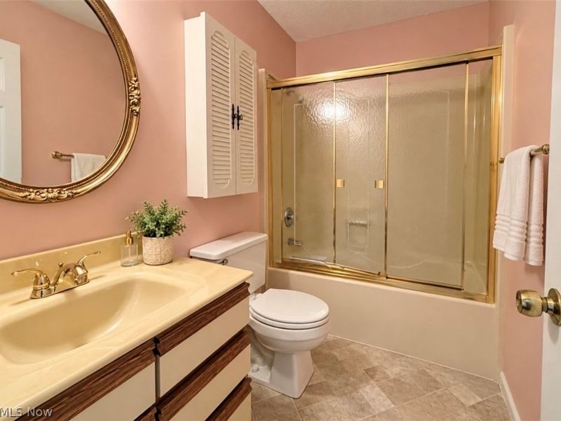 1134 S Slope, Zanesville, OH 43701 Photo 5