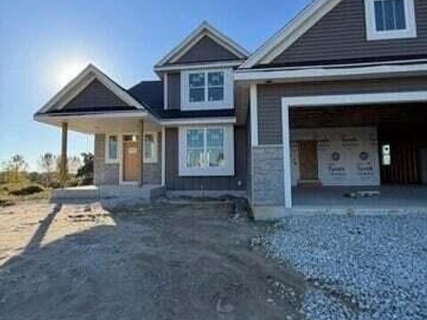 W220 N4600 Timber DRIVE, Pewaukee, WI 53072