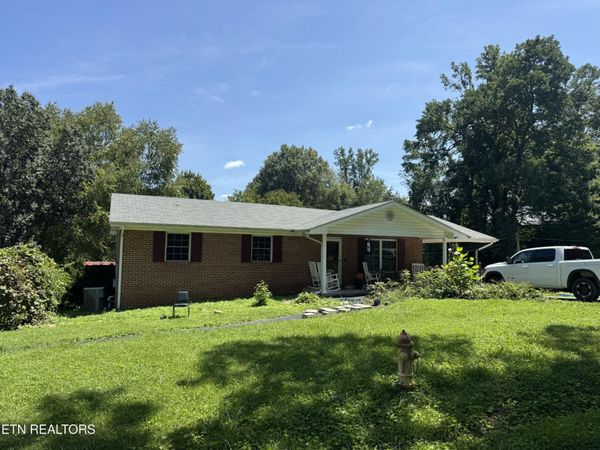 1107 Vermont Ave , Etowah, TN 37331