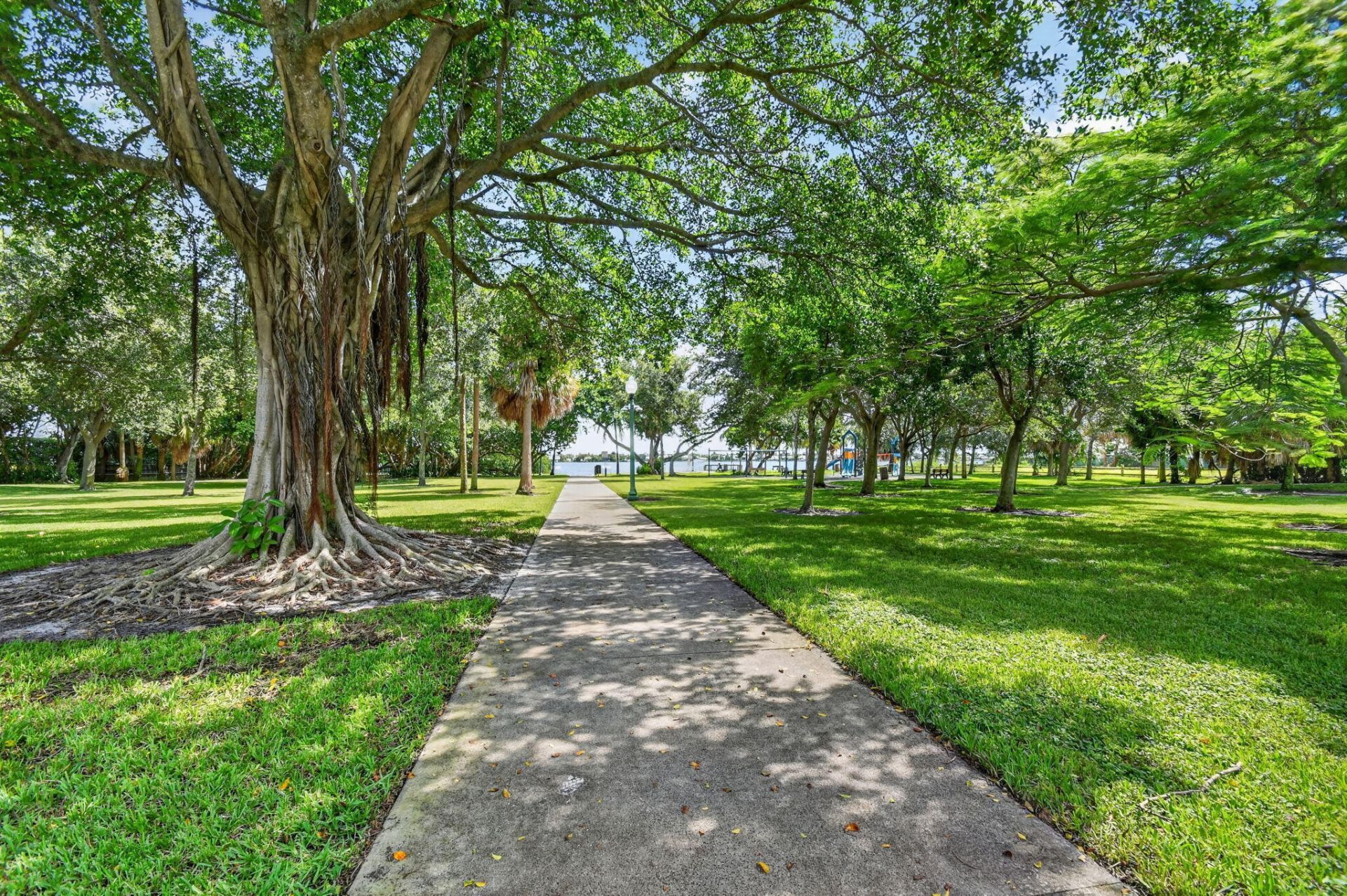 5015 N Flagler Drive, West Palm Beach, FL 33407 Photo