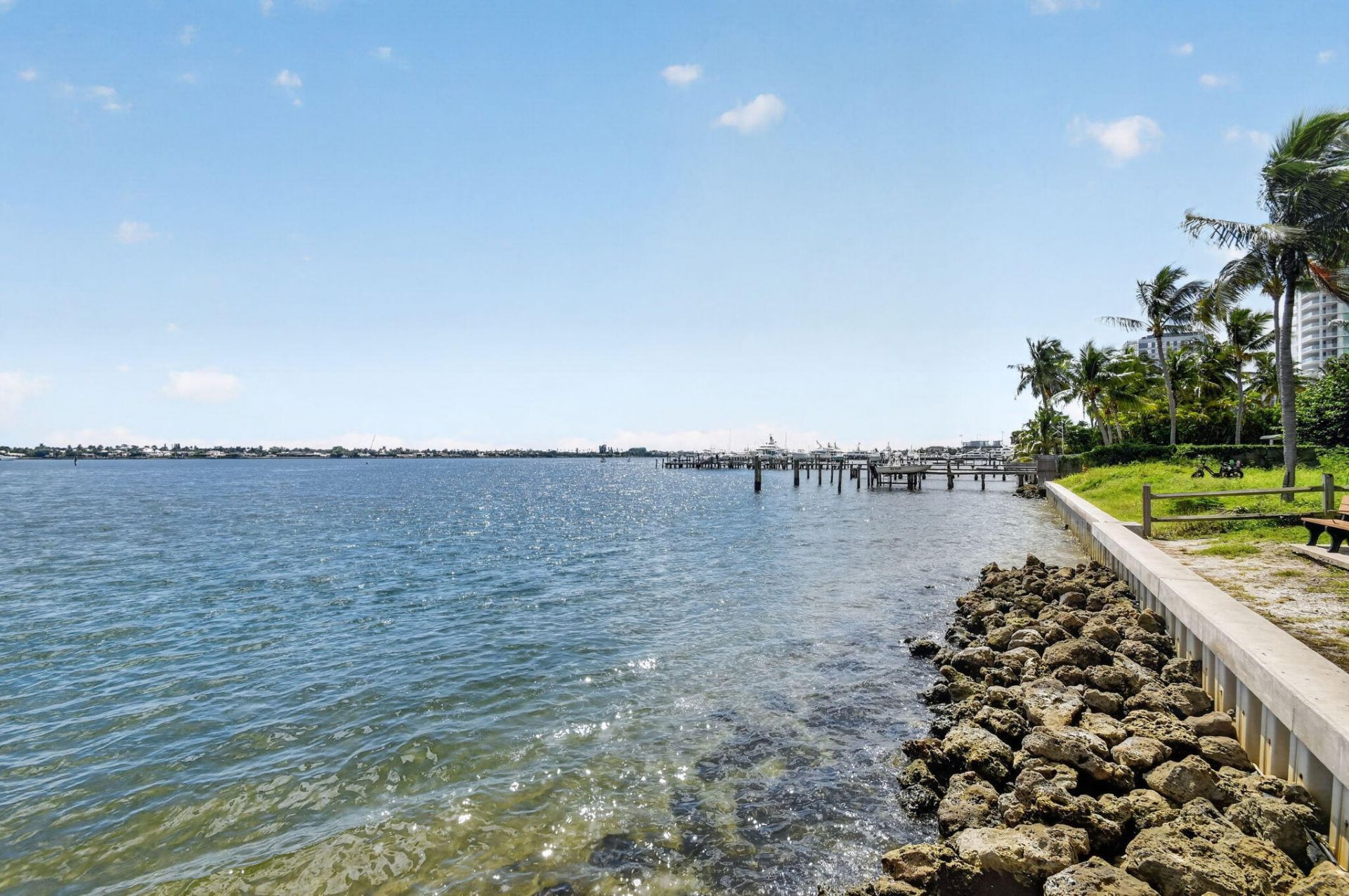 5015 N Flagler Drive, West Palm Beach, FL 33407 Photo