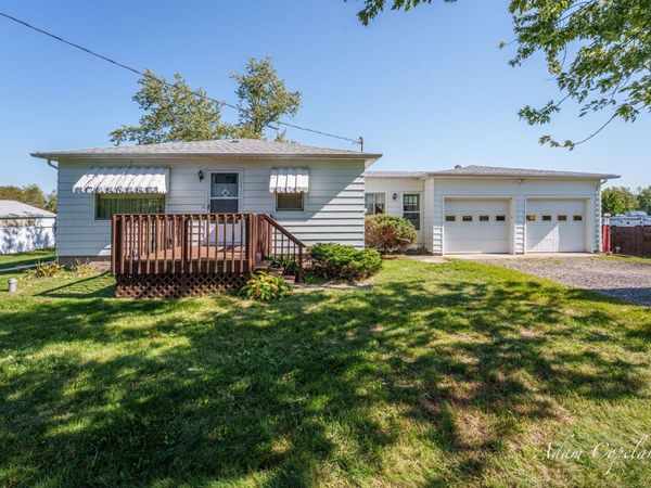 16052 40th Avenue, Coopersville, MI 49404