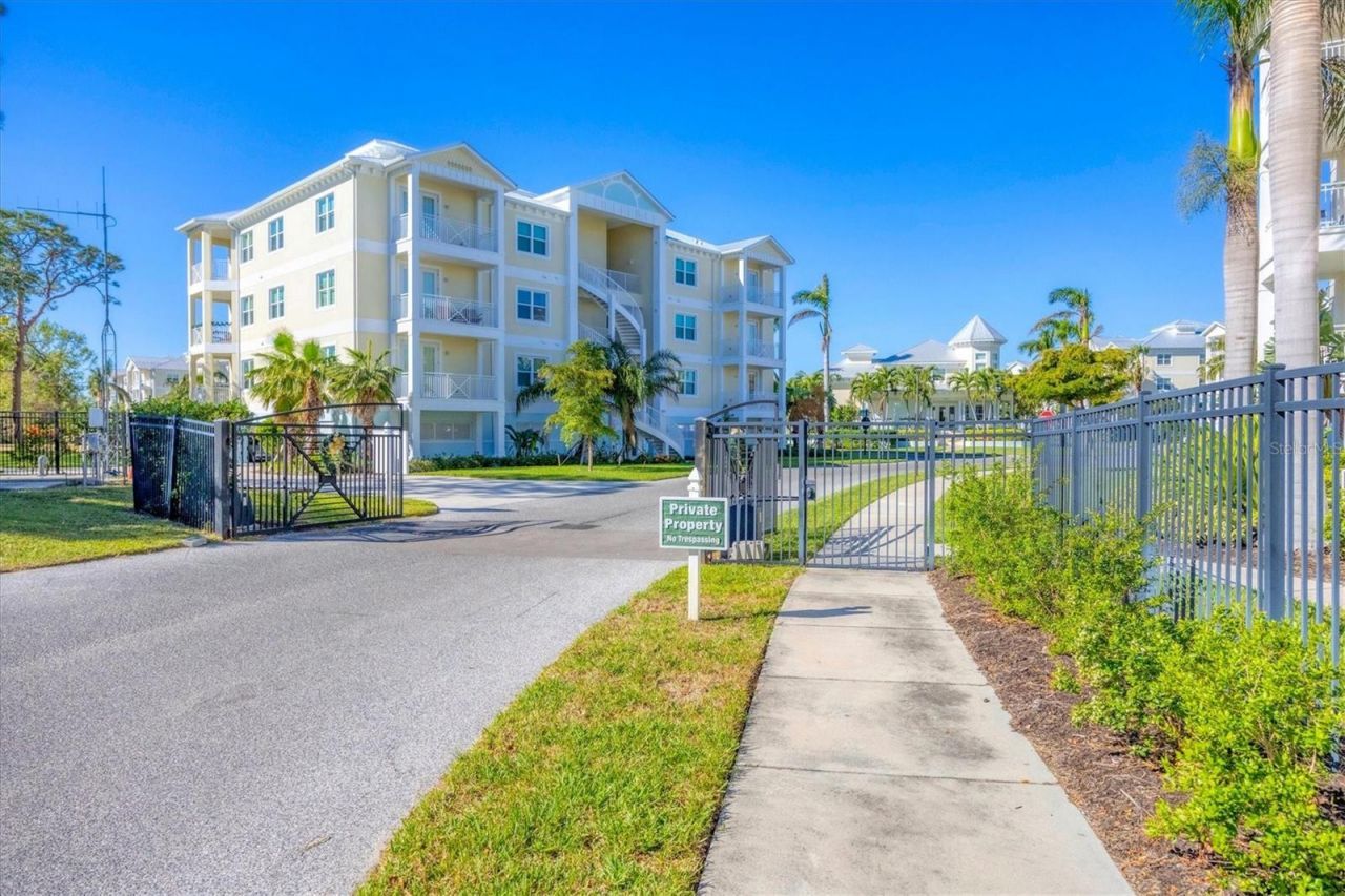 7820 34th Avenue W, Unit 201, Bradenton, FL 34209 Photo