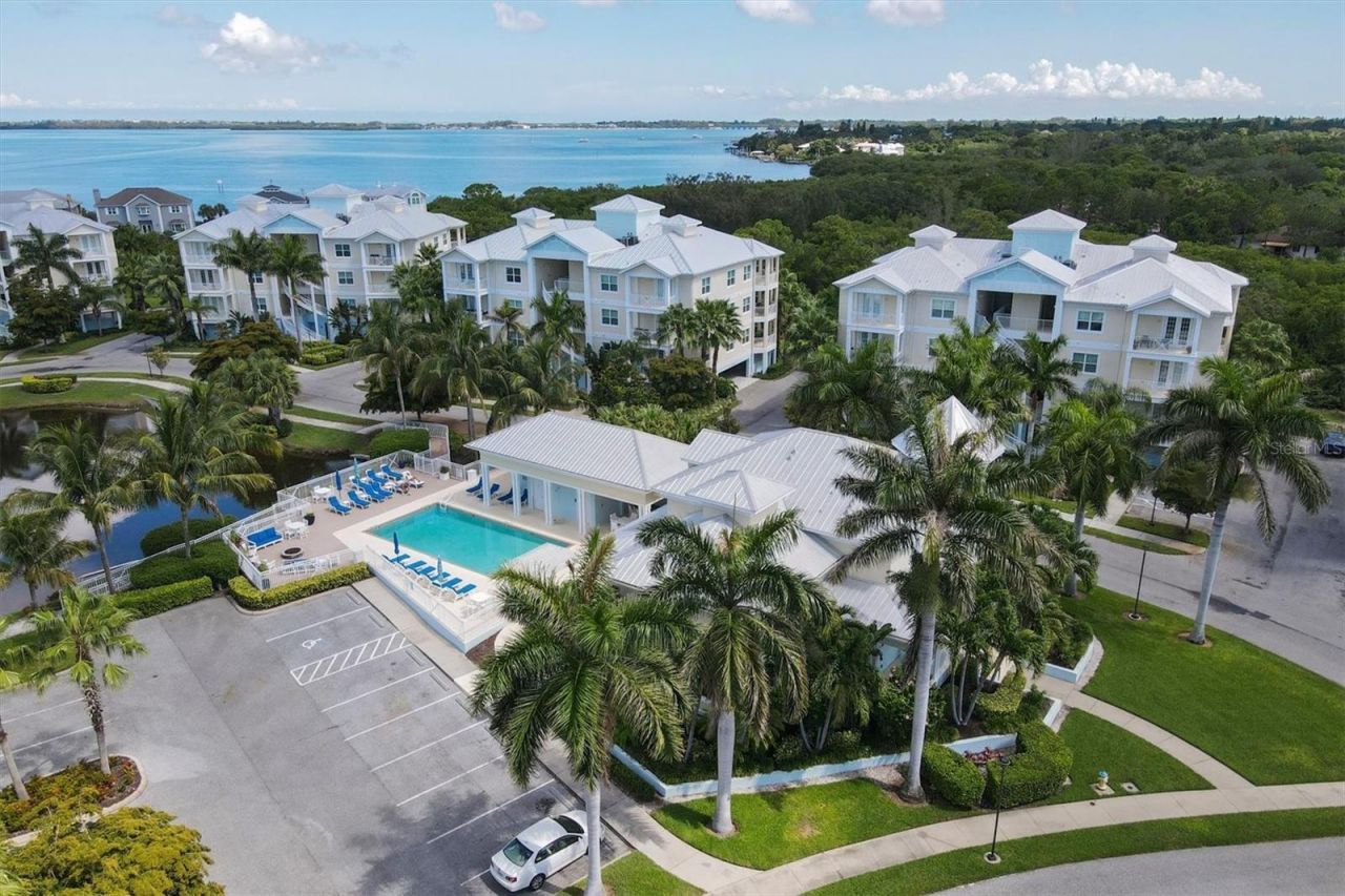 7820 34th Avenue W, Unit 201, Bradenton, FL 34209 Photo
