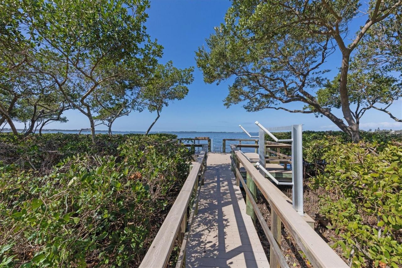 7820 34th Avenue W, Unit 201, Bradenton, FL 34209 Photo