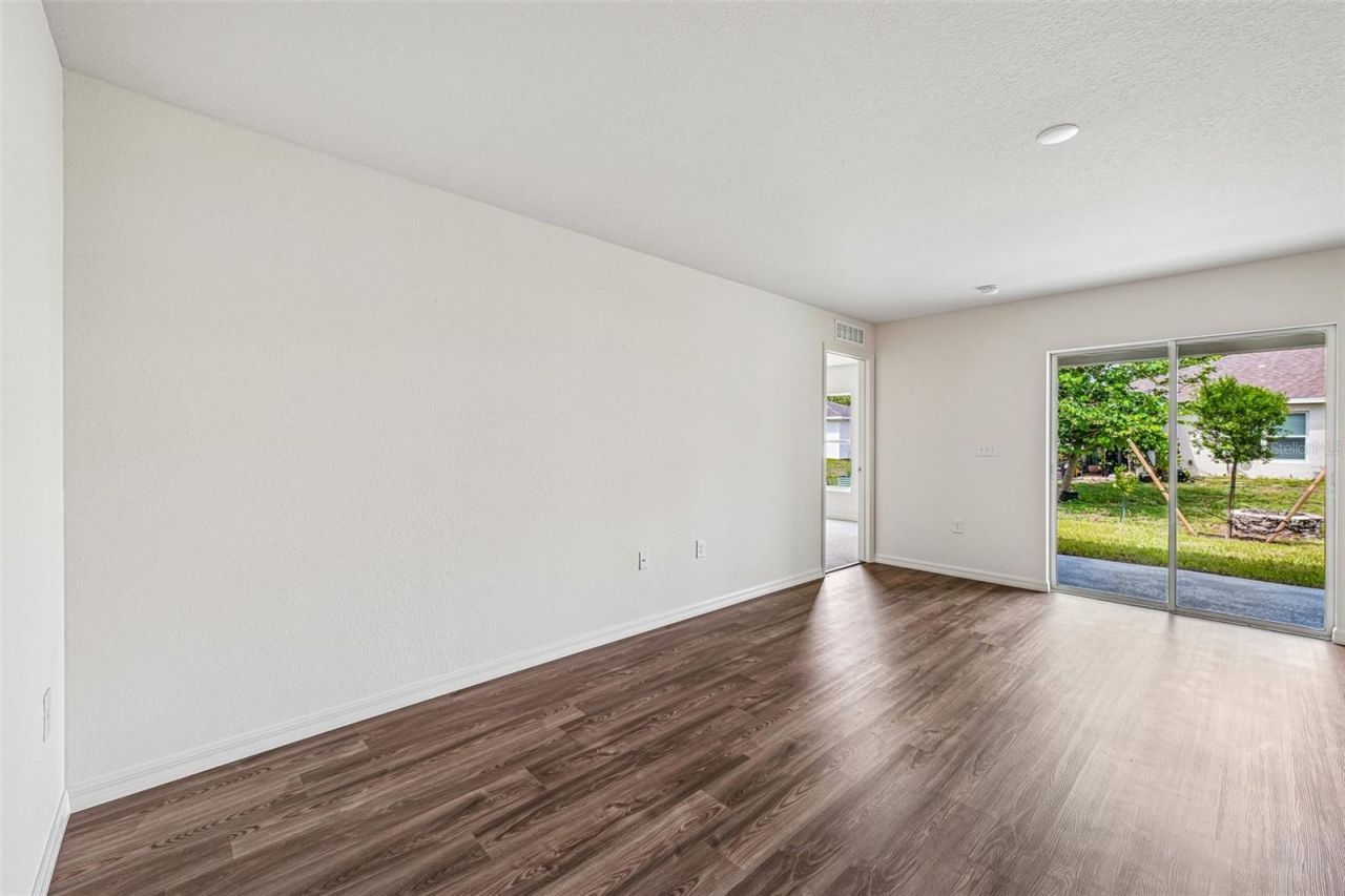 8235 97th Court , Vero Beach, FL 32967 Photo