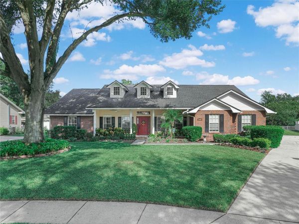 2113 LONGLEAF CIRCLE , LAKELAND, FL 33810