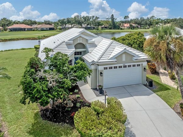 565 FALLBROOK DRIVE , VENICE, FL 34292