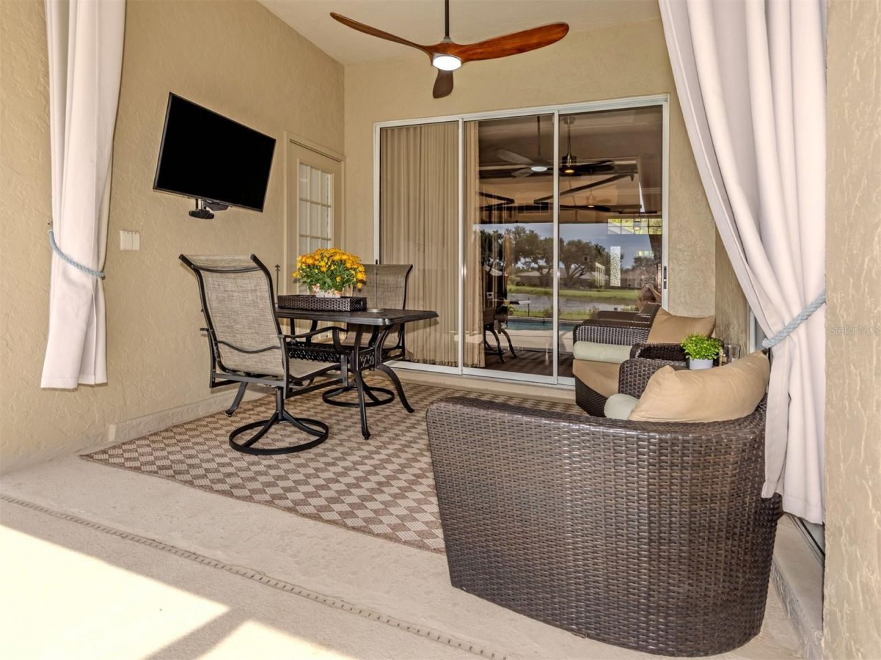565 Fallbrook Drive , Venice, FL 34292 Photo