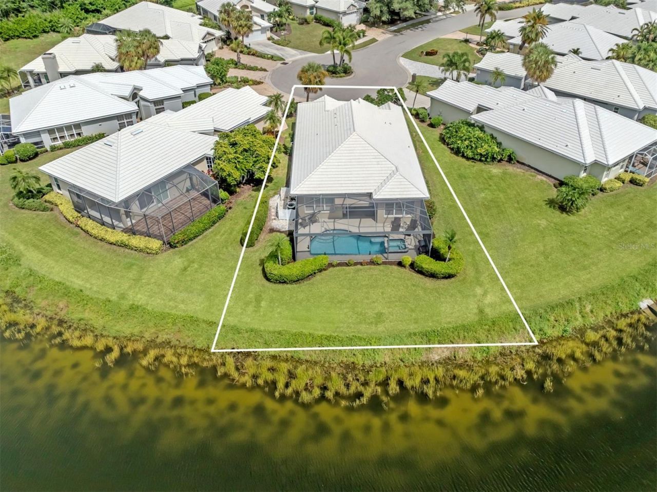 565 Fallbrook Drive , Venice, FL 34292 Photo