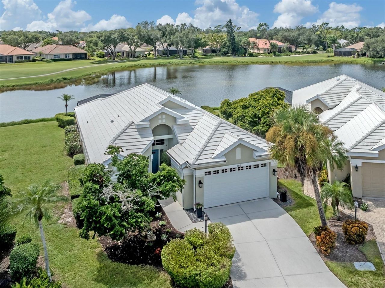 565 Fallbrook Drive , Venice, FL 34292 Photo