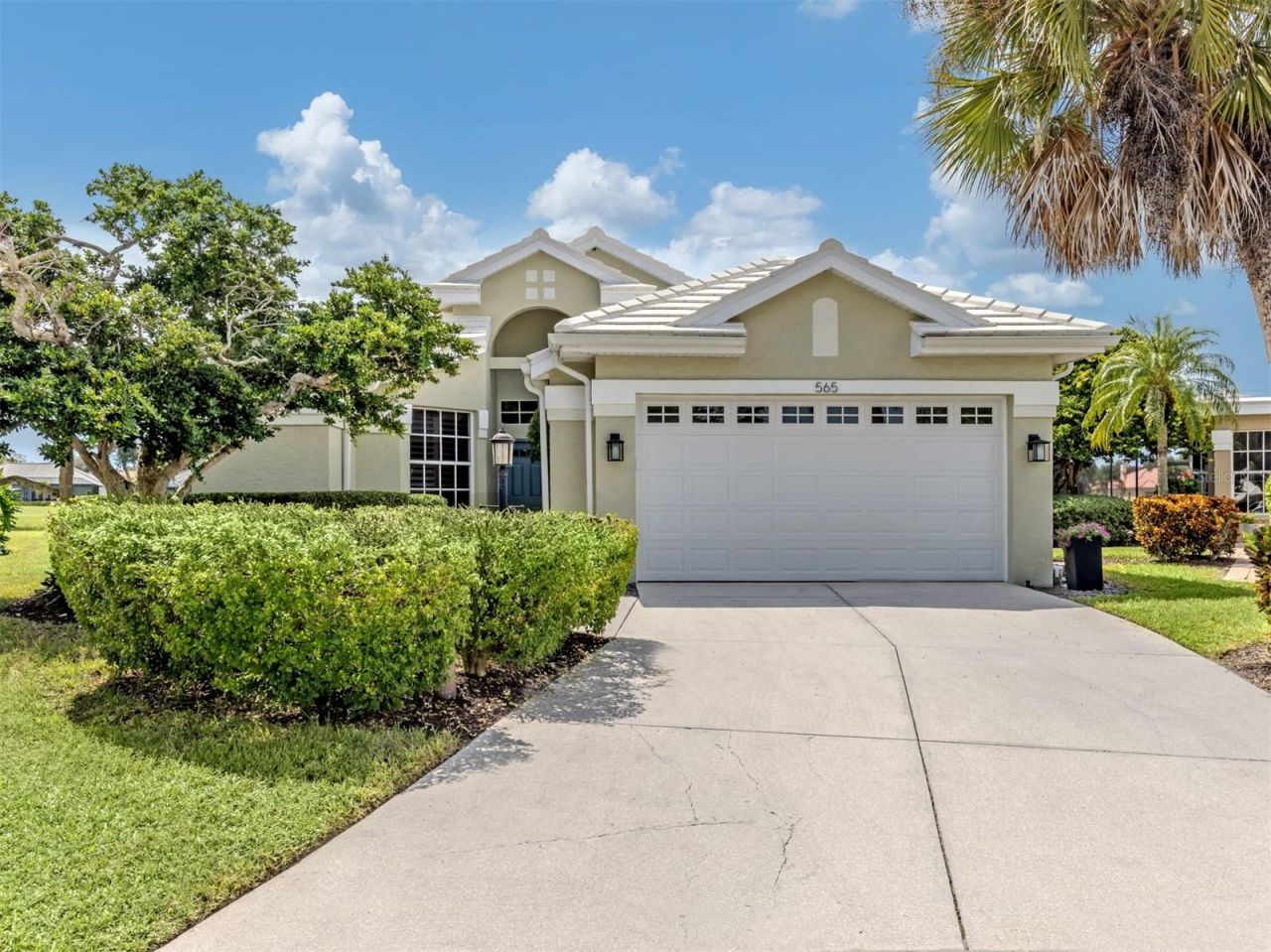565 Fallbrook Drive , Venice, FL 34292 Photo