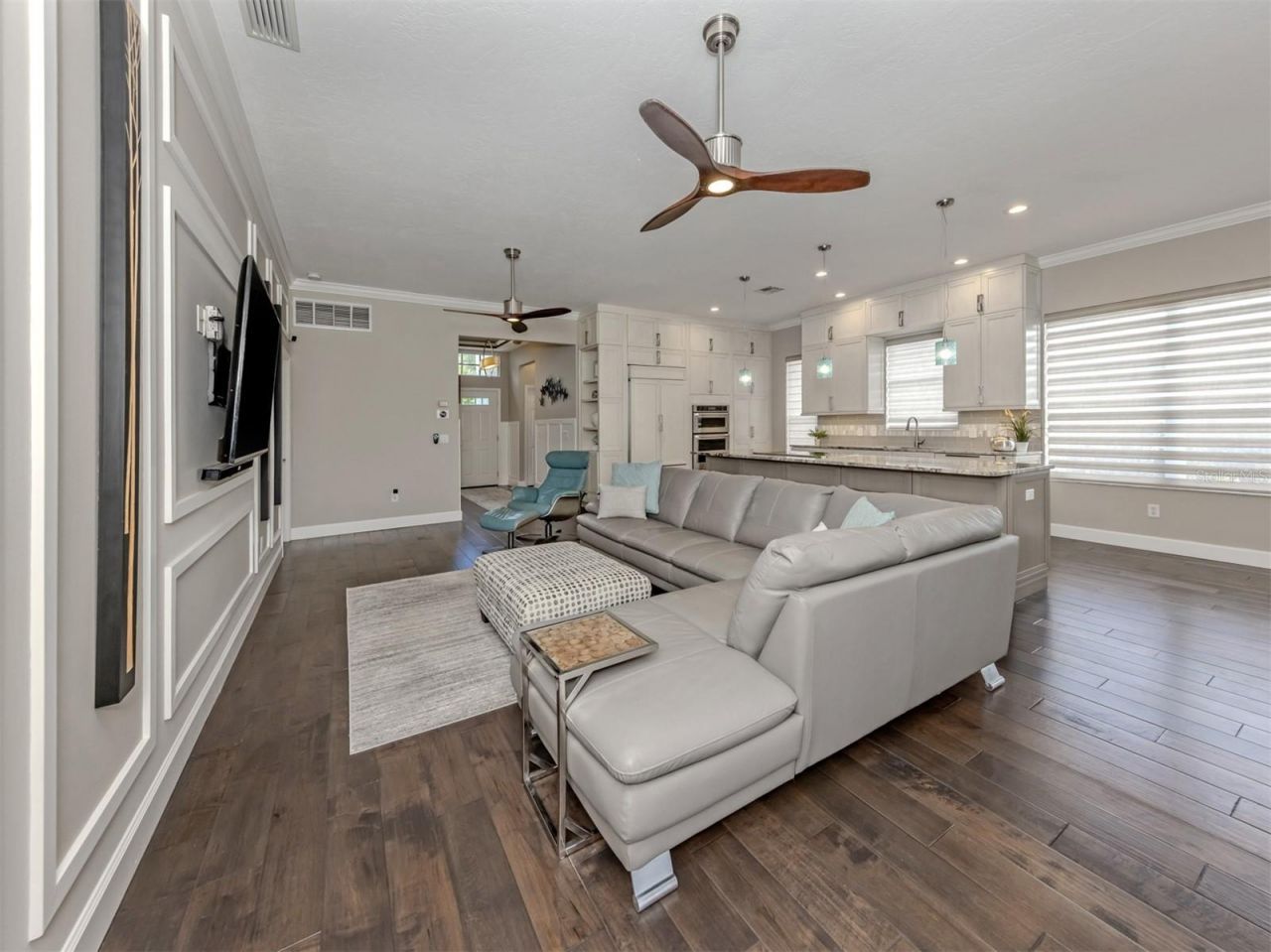 565 Fallbrook Drive , Venice, FL 34292 Photo
