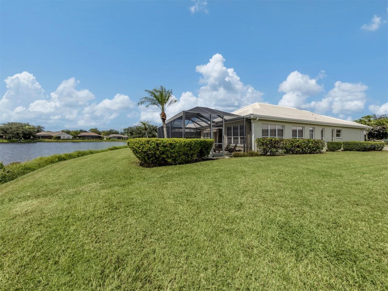 565 Fallbrook Drive , Venice, FL 34292 Photo