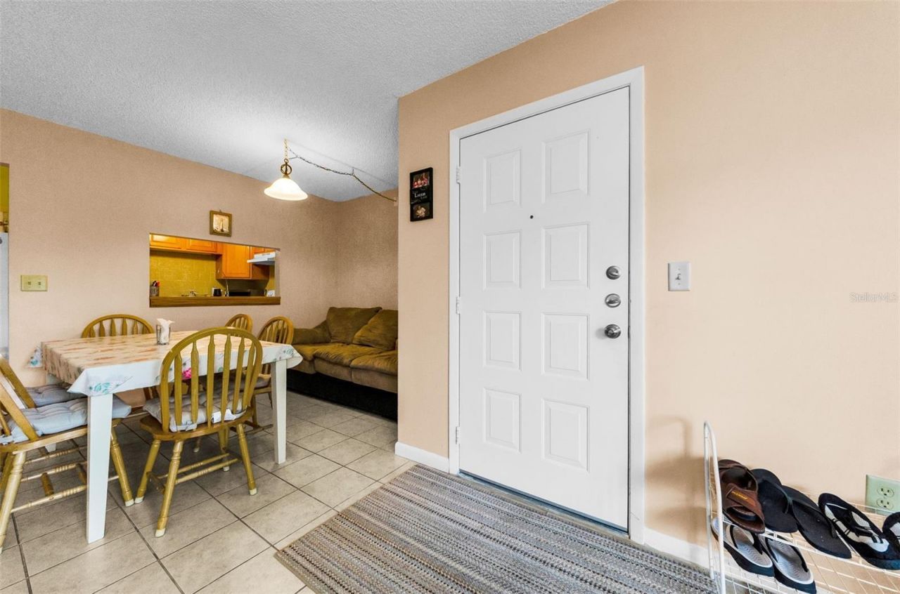 2575 Pine Ridge Way S, Unit E1, Palm Harbor, FL 34684 Photo