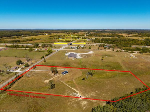 000 State Highway K, Macomb, MO 65702