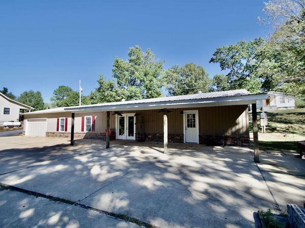 315 Cadillac Pt, Hot Springs, AR 71913