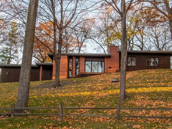 5811 Hobe Lane, White Bear Lake, MN 55110