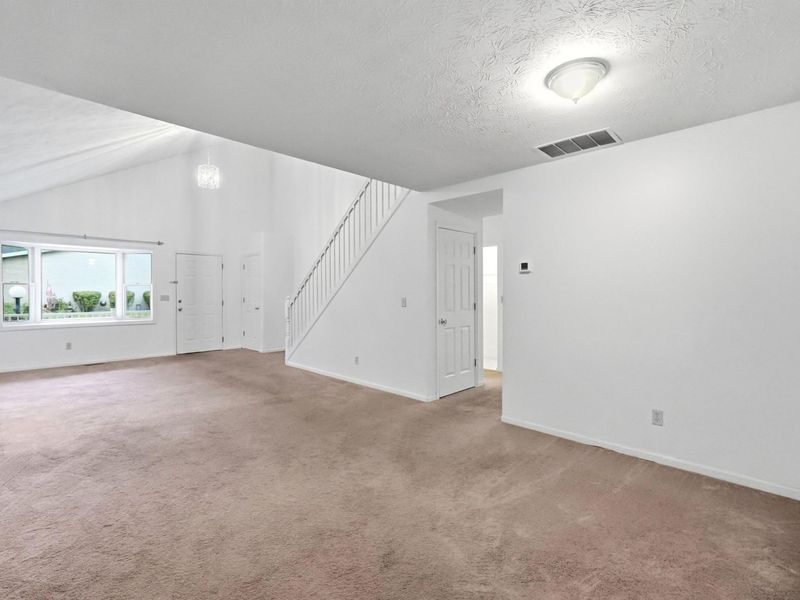 1514 E Ridgeview Circle, Springfield, OH 45504 Photo 14