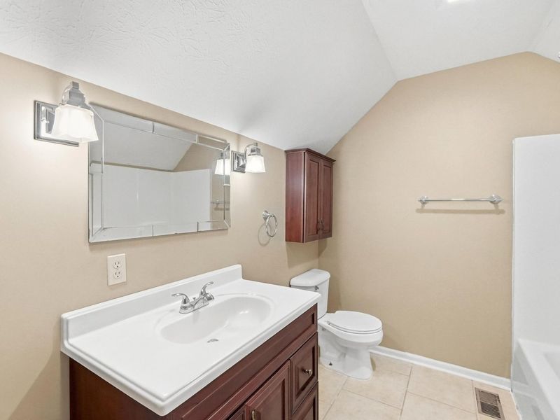 1514 E Ridgeview Circle, Springfield, OH 45504 Photo 40