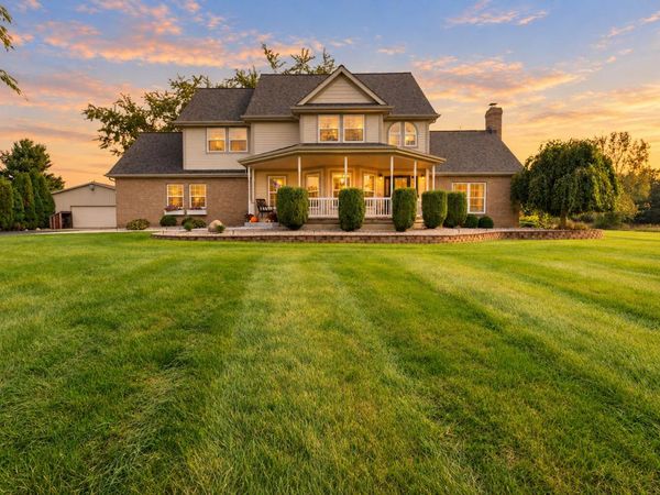 16919 White Oak Avenue , Lowell, IN 46356