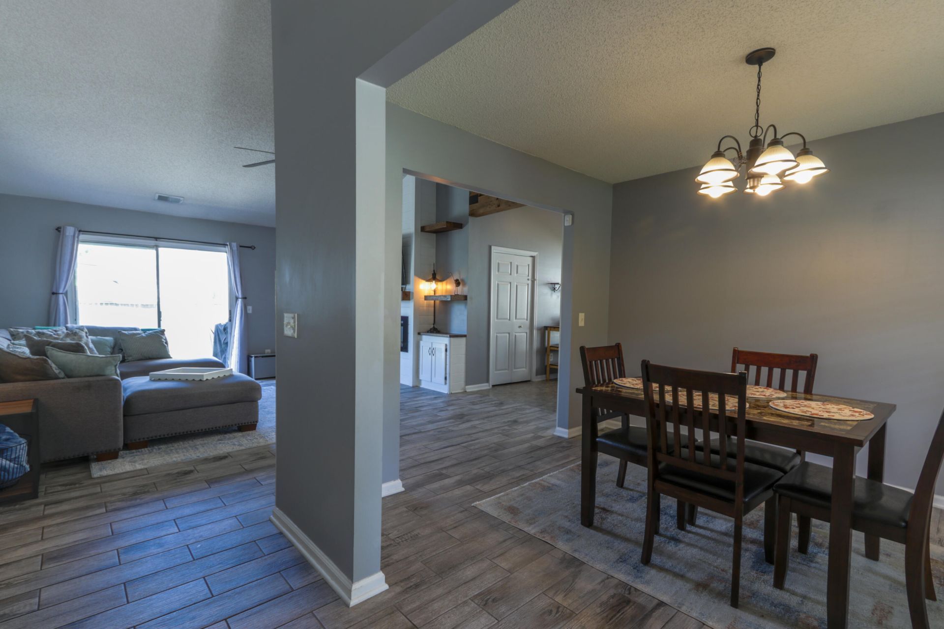 213 Dovetail Circle Photo 4