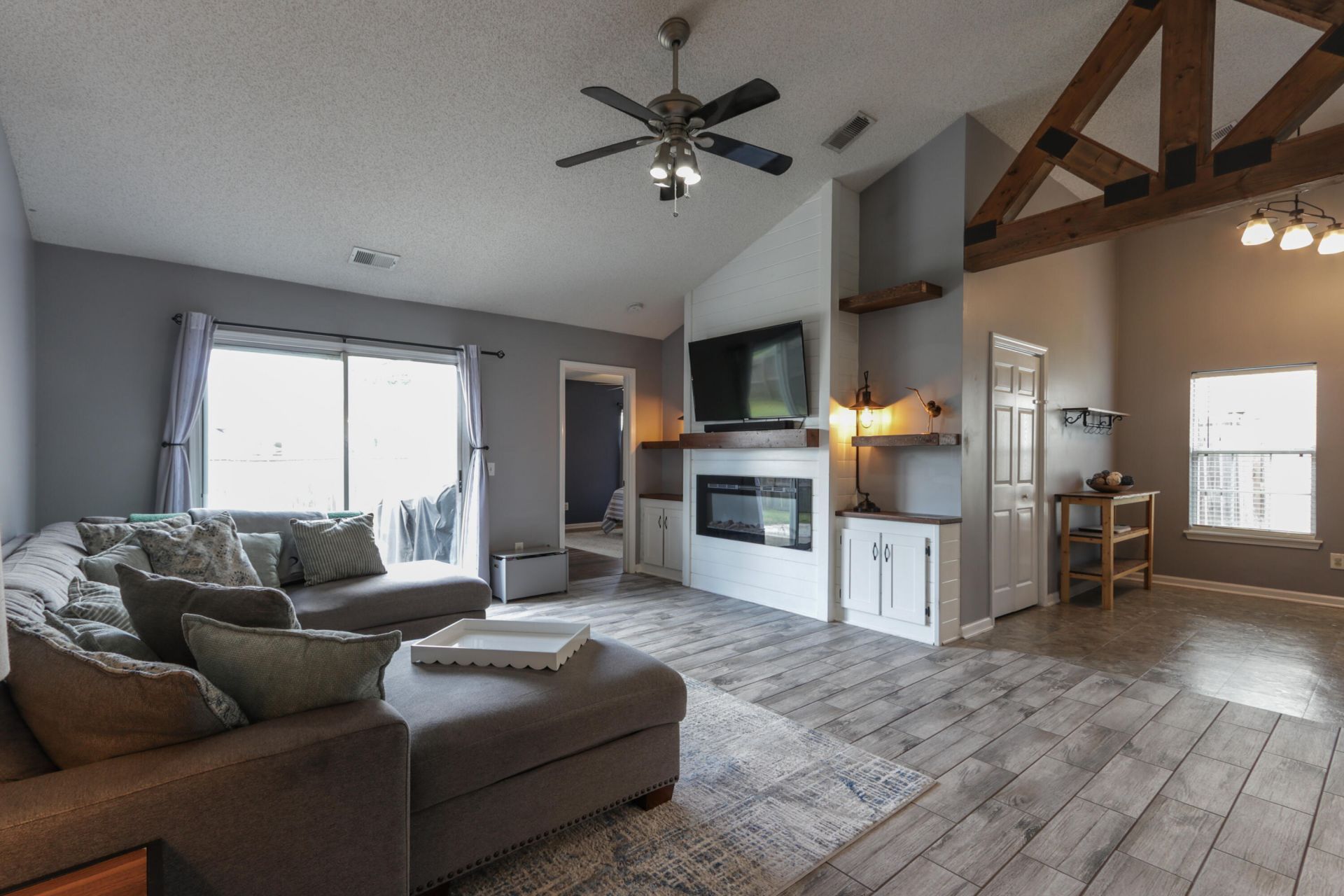 213 Dovetail Circle Photo 7