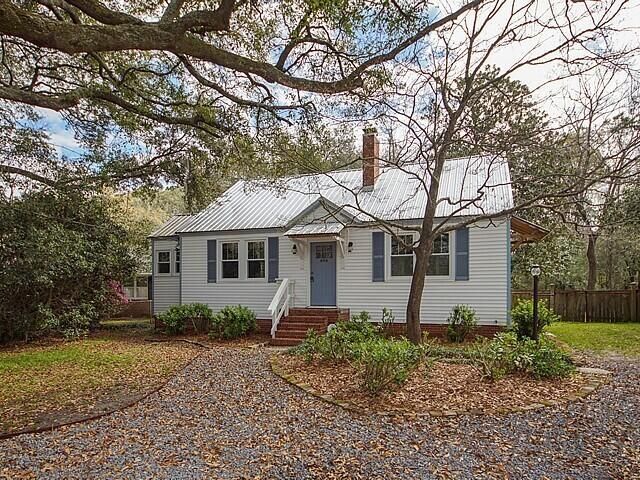 486 Woodland Shores Road Photo 32