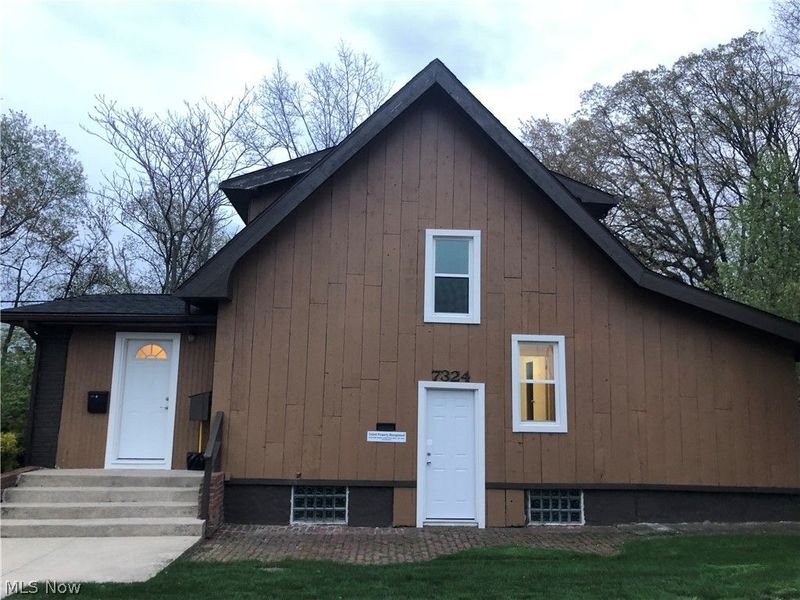 7324 Valley View Drive, Unit 105, Independence, OH 44131 Photo 1