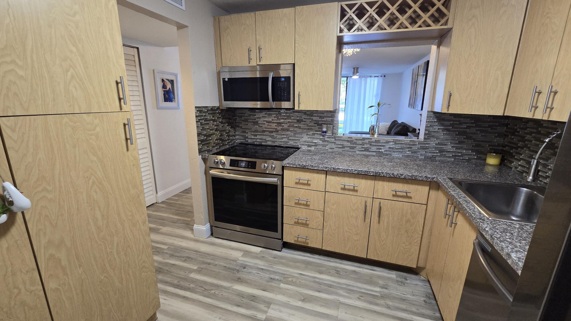 6190 Woodlands Boulevard, Unit 107, Tamarac, FL 33319 Photo