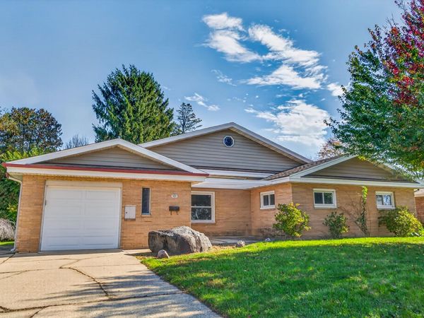 301 S Franklin Street, Verona, WI 53593