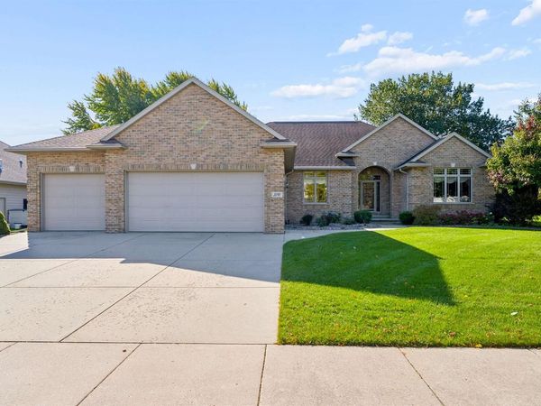3191 JAGUAR LANE, Green Bay, WI 54313