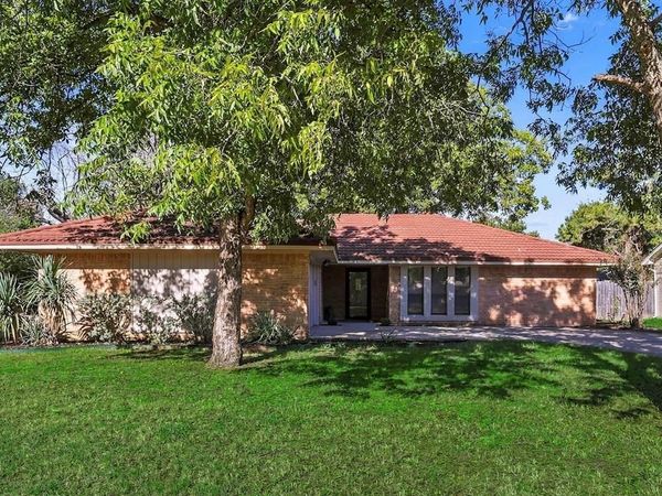 107 Creek Courts Drive, Trophy Club, TX 76262