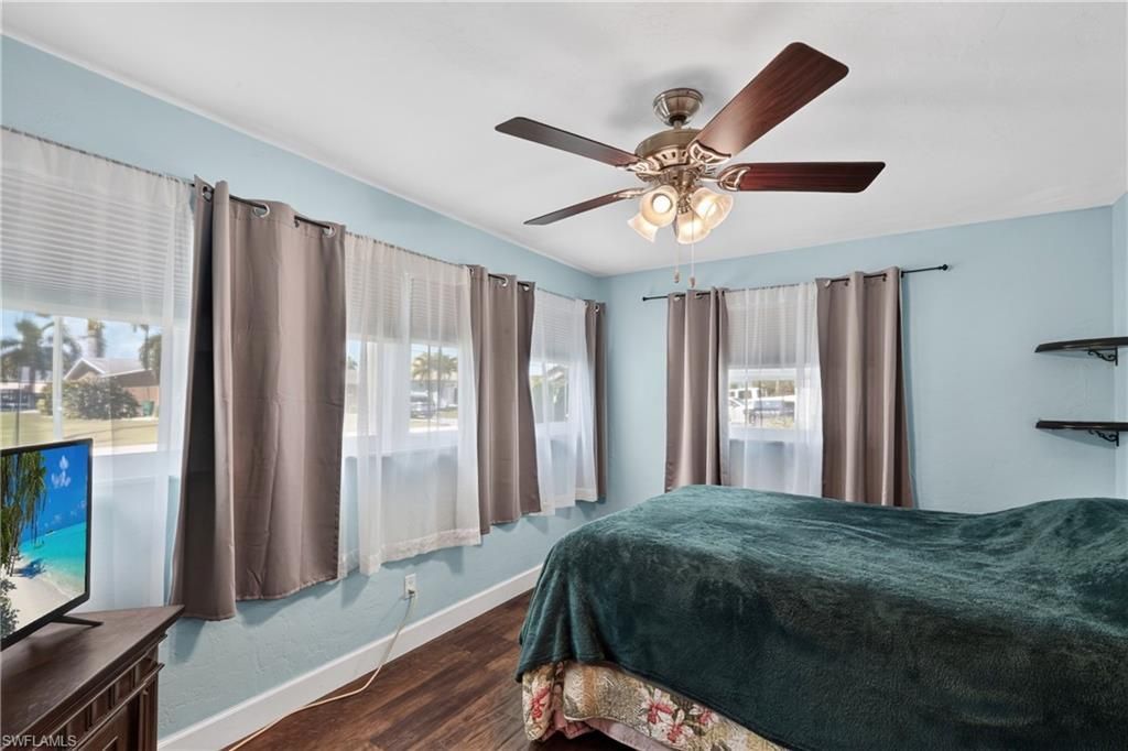 4015 SE 1st Pl , Cape Coral, FL 33904 Photo