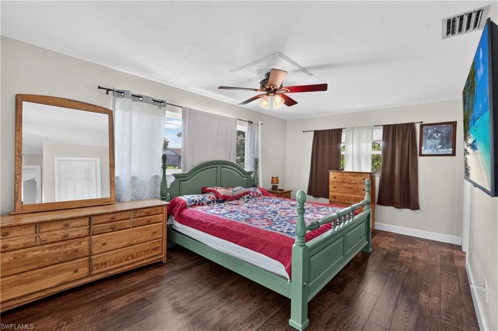 4015 SE 1st Pl , Cape Coral, FL 33904 Photo