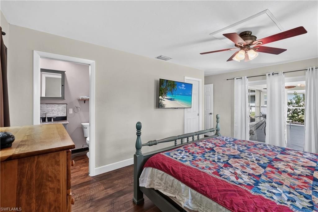4015 SE 1st Pl, Cape Coral, FL 33904 Photo
