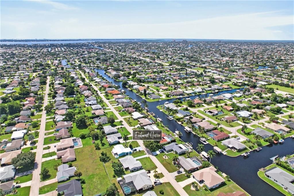 4015 SE 1st Pl, Cape Coral, FL 33904 Photo