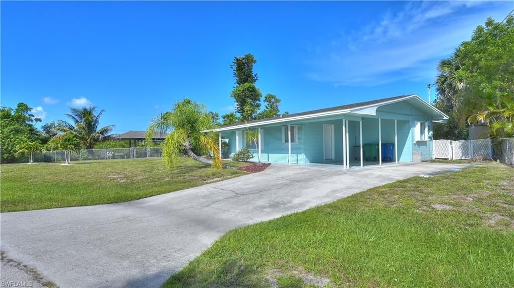 12055 Matlacha Blvd , Matlacha Isles, FL 33991 Photo