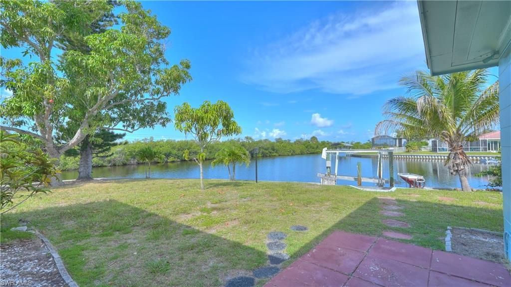 12055 Matlacha Blvd , Matlacha Isles, FL 33991 Photo