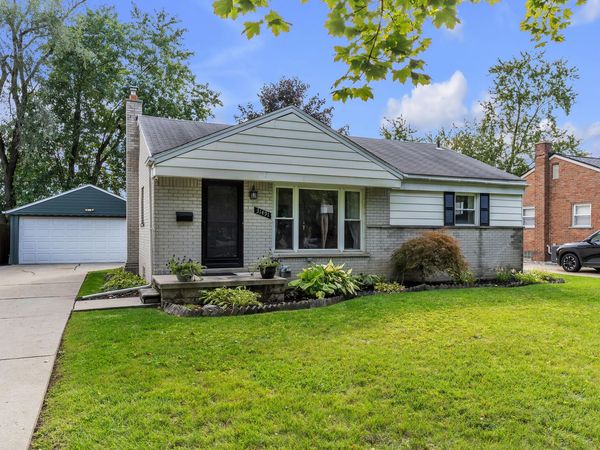 31491 Lamar Drive, Farmington, MI 48336