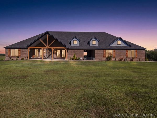 4011 E 201st Street S, Mounds, OK 74047