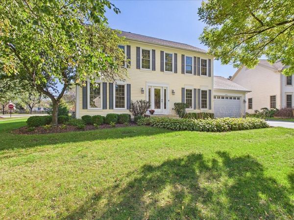 359 Banbury Lane , Grayslake, IL 60030