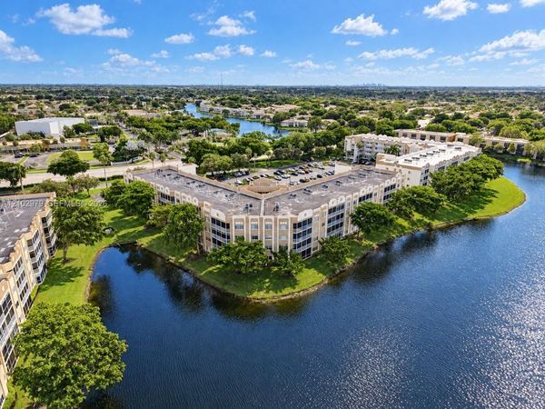 7623 Southampton Ter , Unit 206, Tamarac, FL 33321
