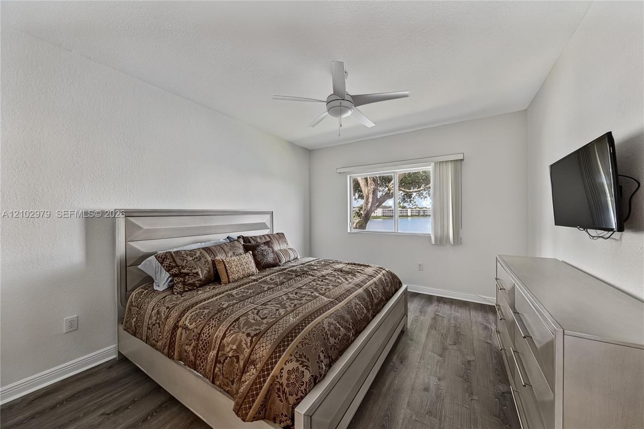 7623 Southampton Ter , Unit 206, Tamarac, FL 33321 Photo