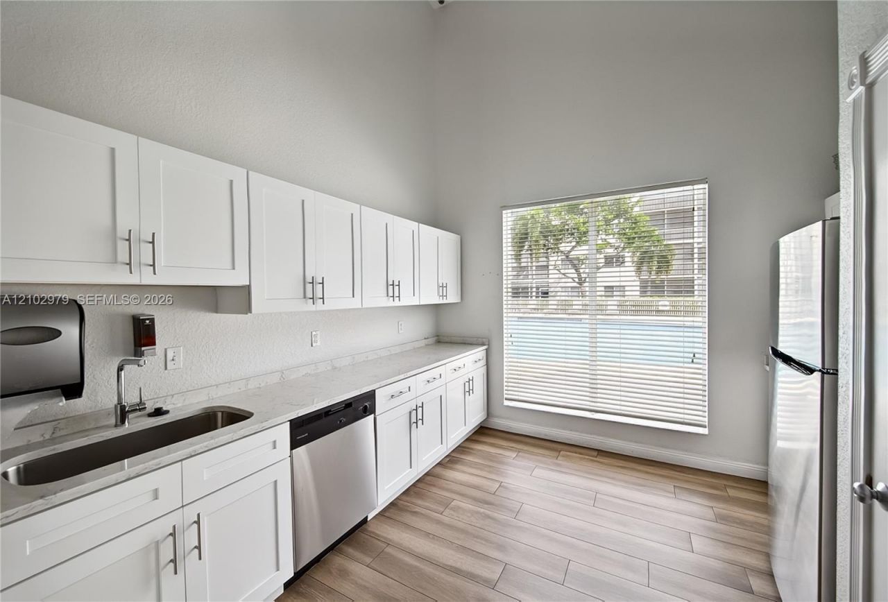 7623 Southampton Ter , Unit 206, Tamarac, FL 33321 Photo