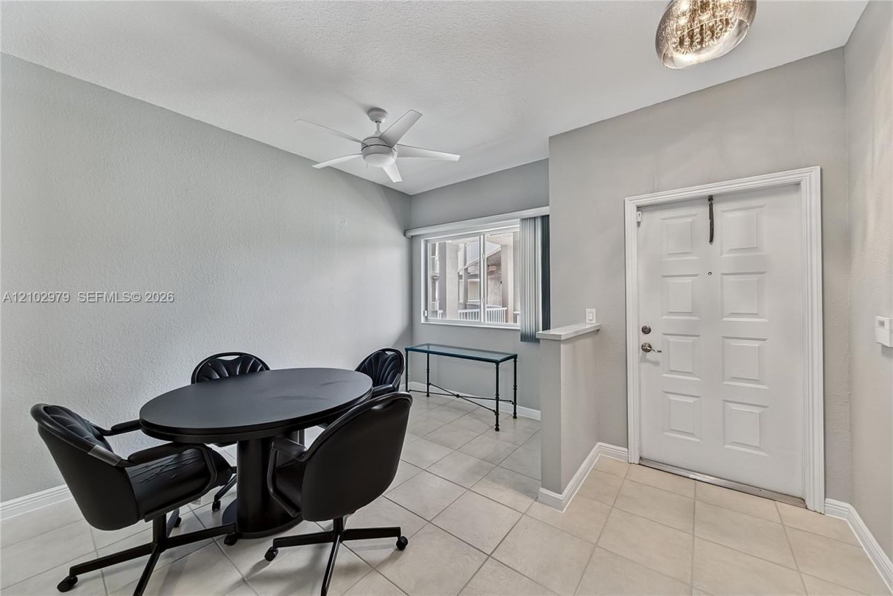 7623 Southampton Ter , Unit 206, Tamarac, FL 33321 Photo