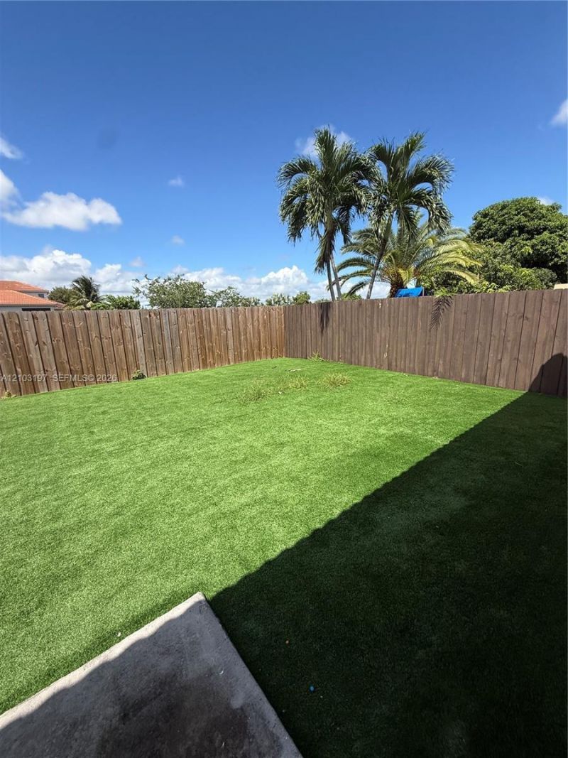 2514 NE 41 , Homestead, FL 33033 Photo