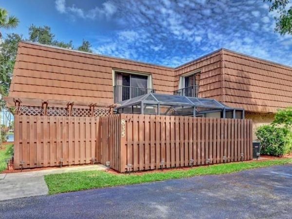 835 SW 118th Ter , Unit 835, Davie, FL 33325