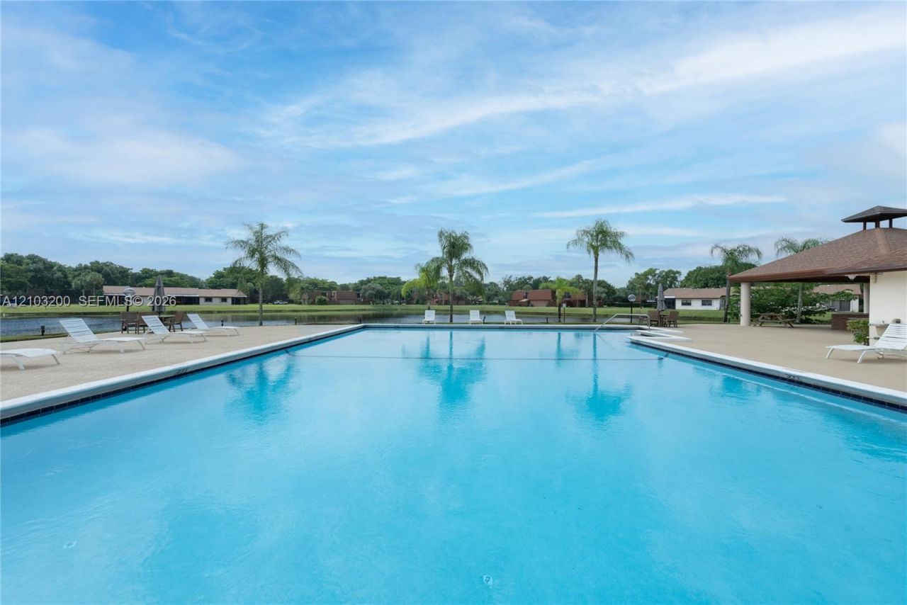 835 SW 118th Ter , Unit 835, Davie, FL 33325 Photo